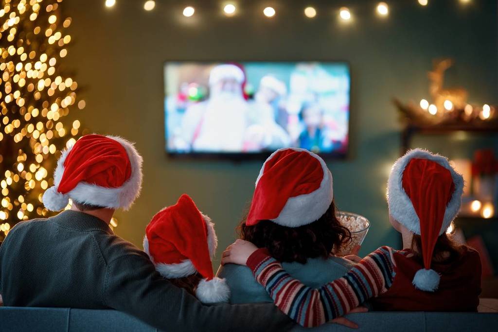 This Free Christmas Channel Exclusively Plays Christmas Movies All Day Long &#8211; You Can Watch Never-Ending Festive Flicks On Your TV Or Online
