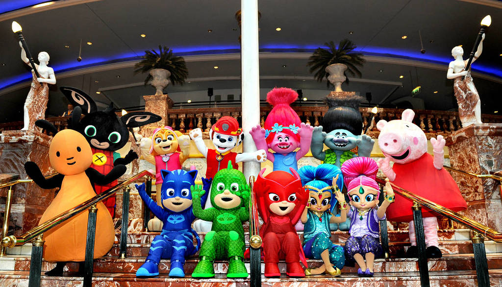 trafford centre christmas parade featuring kids tv show characters