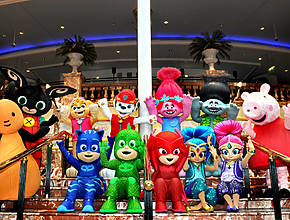 A Free Christmas Parade Is Returning To The Trafford Centre This Weekend &#8211; Featuring Bluey, Teletubbies, The Gruffalo &#038; Paddington