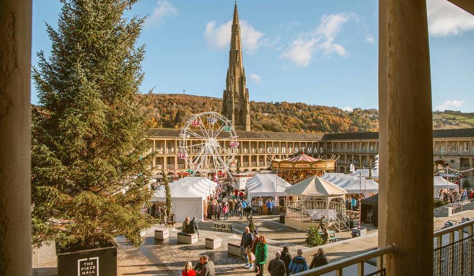 This Hidden Gem Christmas Market Is Held In The Only Remaining Georgian Cloth Hall In The World, And It&#8217;s Under 1 Hour From Manchester &#8211; With Artisan Stalls, A Festive Light Parade &#038; Fewer Crowds