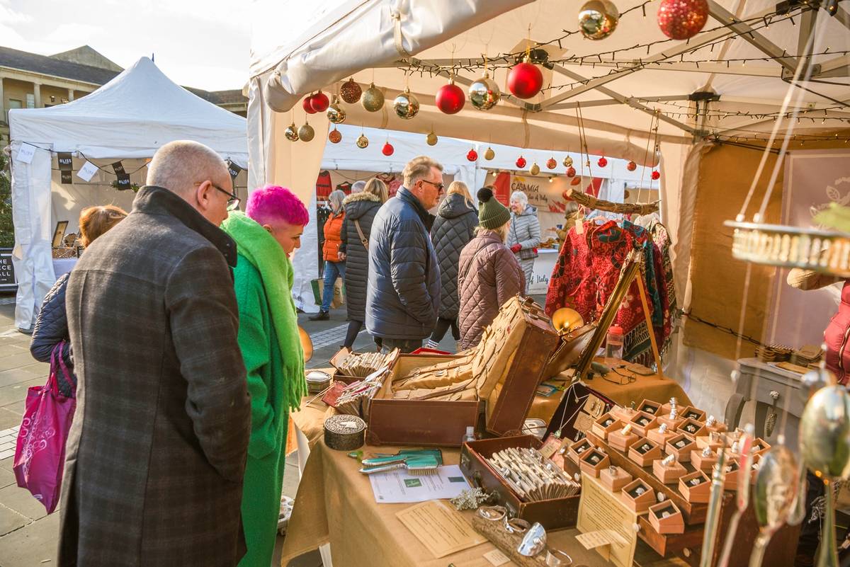 piece hall halifax christmas market stall