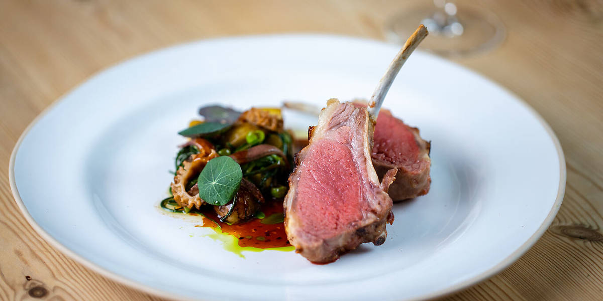 food served at the pack horse pub in hayfield