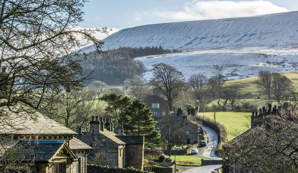 This Protected Village Just An Hour From Manchester Looks Like A Christmas Card Scene In Winter – Where It Feels Like Stepping Back 100 Years With No Road Signs, Satellite Dishes Or Modern Fixes