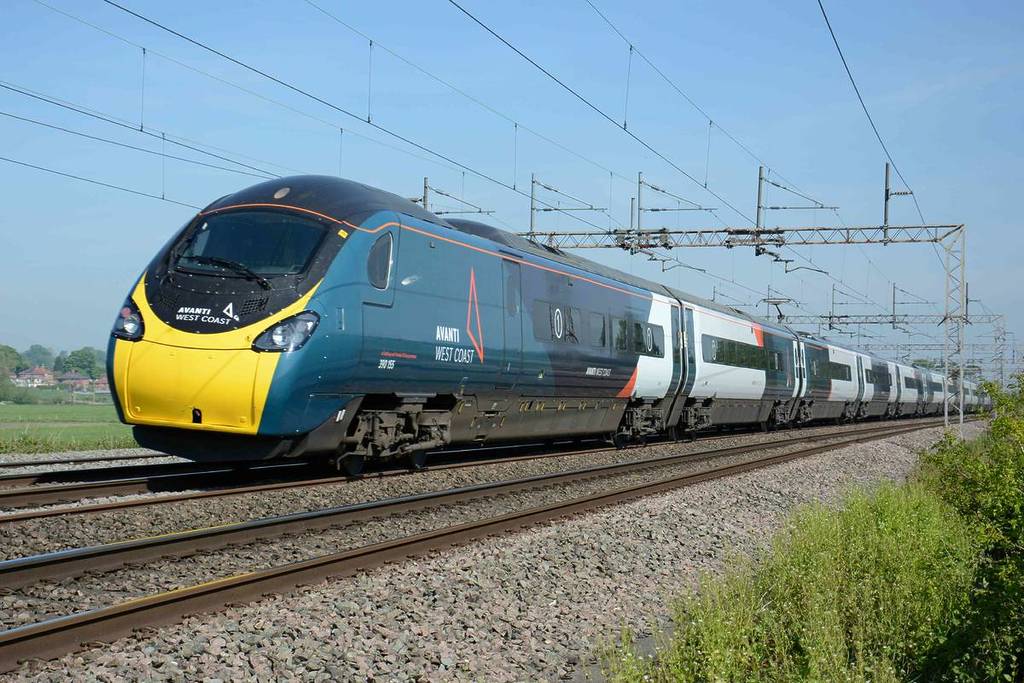 Avanti West Coast Pendolino running on track