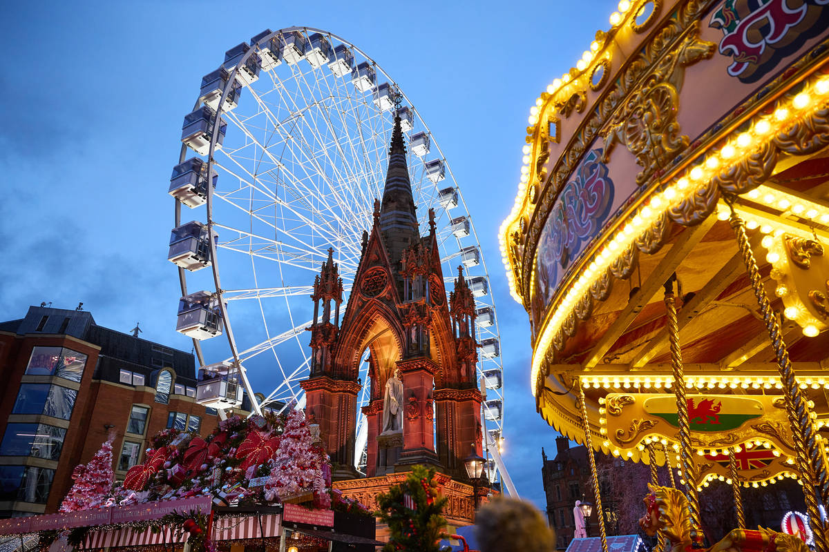 manchester fireworks new years eve albert square ferris wheel