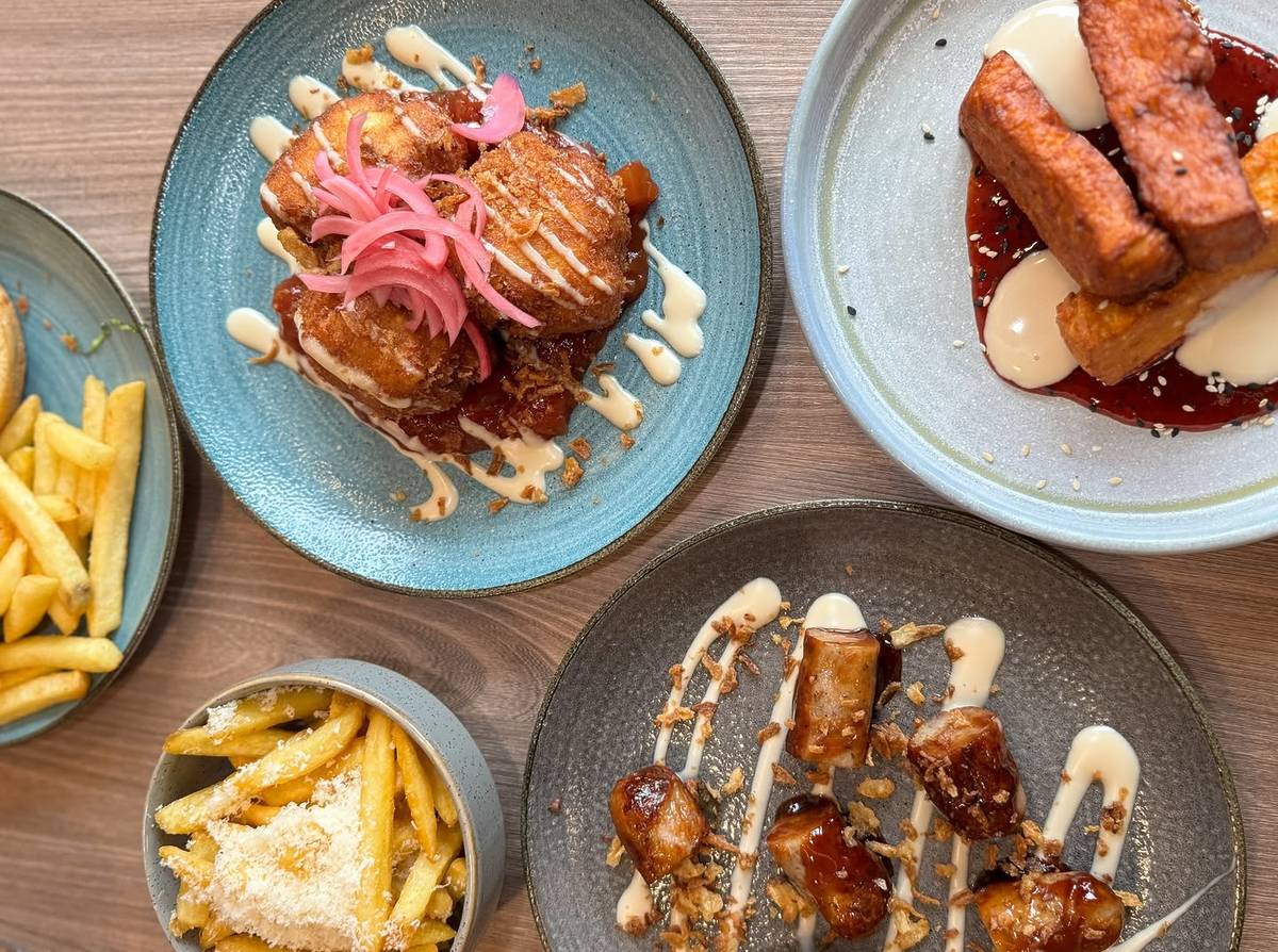 small plates at lock 84