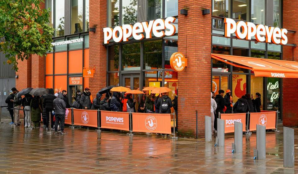 Louisiana Chicken Restaurant Popeyes Is Set To Open Its Fourth Greater Manchester Spot This Month – With Brand New Crunch Savers Range & A Year’s Supply Of Chicken Sandwiches To Give Away