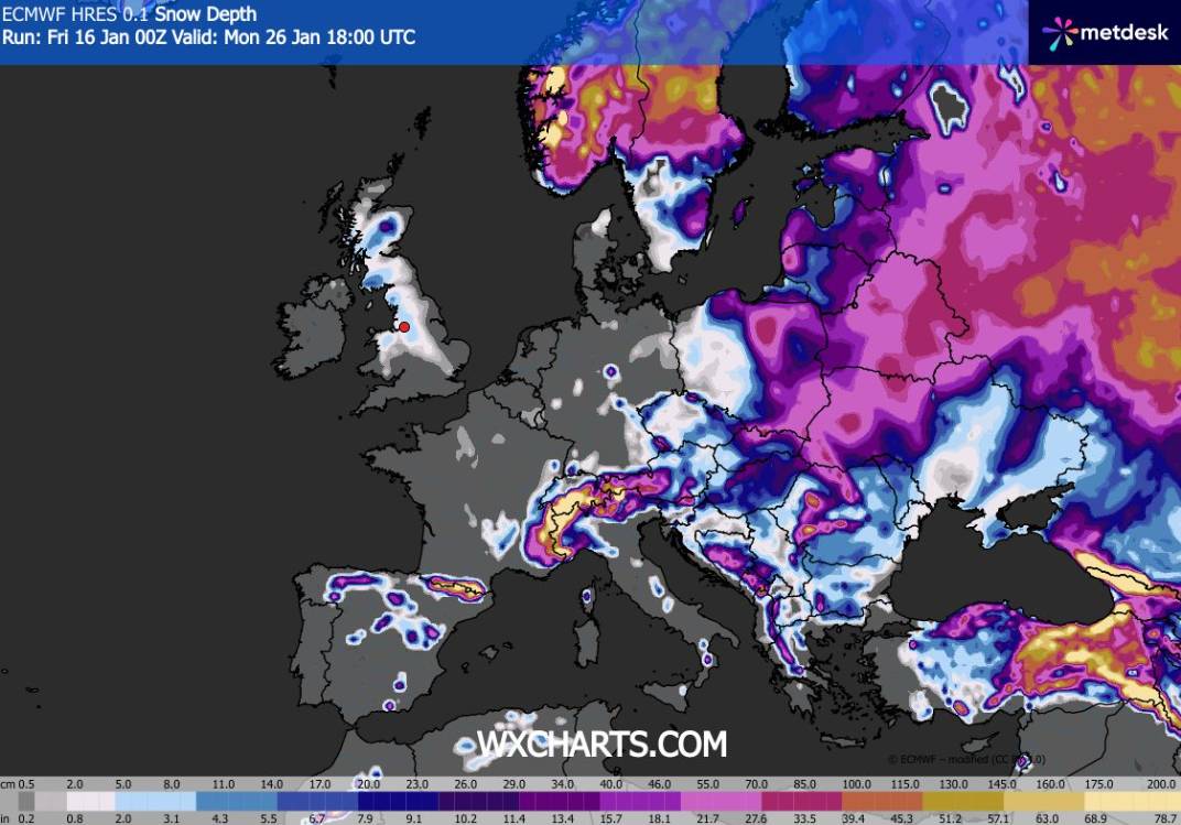 map of europe showing uk hit with snow
