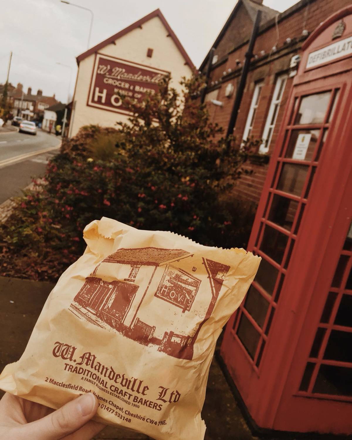 w mandeville bakery harry styles holmes chapel