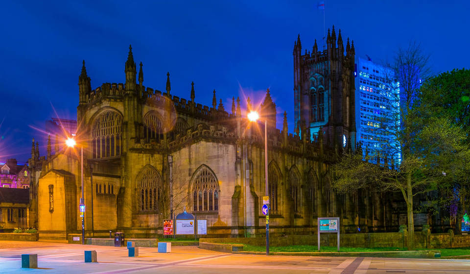 Iconic Landmarks In Manchester And Across The UK Will Go Dark For An Hour This March – Turning Off Their Lights For Earth Hour