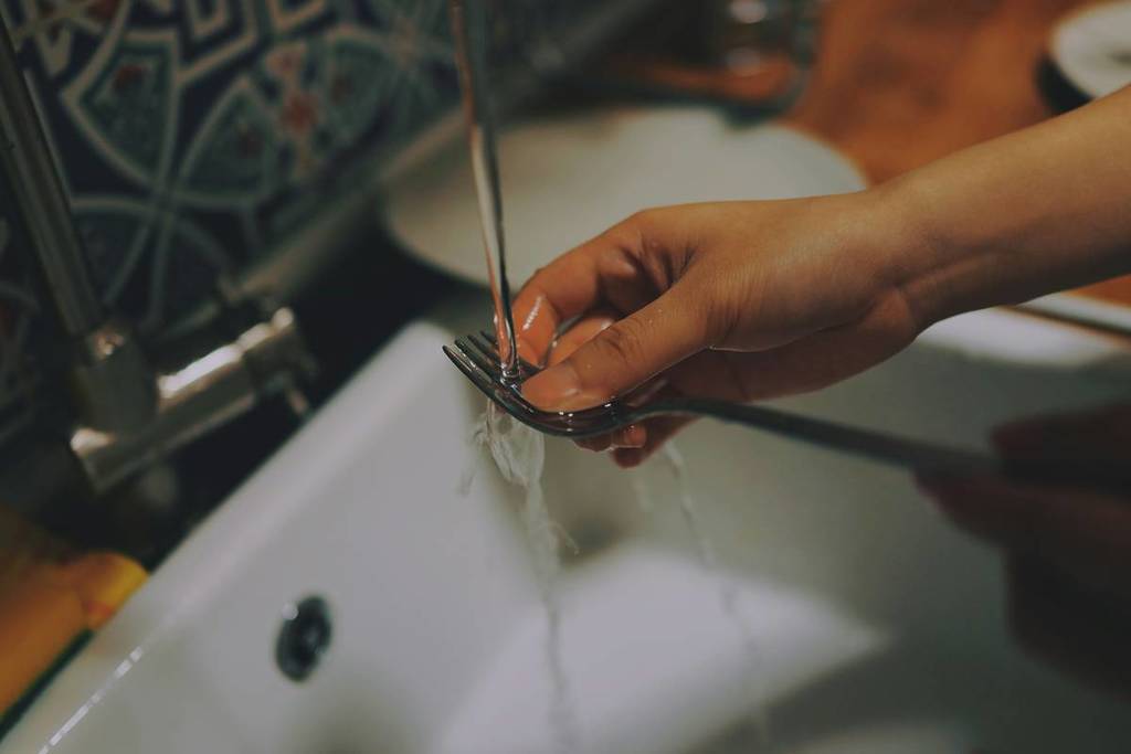 washing up fork sink water bills north west increase