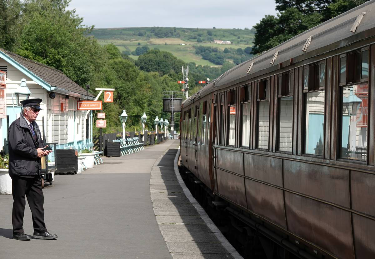 grosmont train station wuthering heights escapes