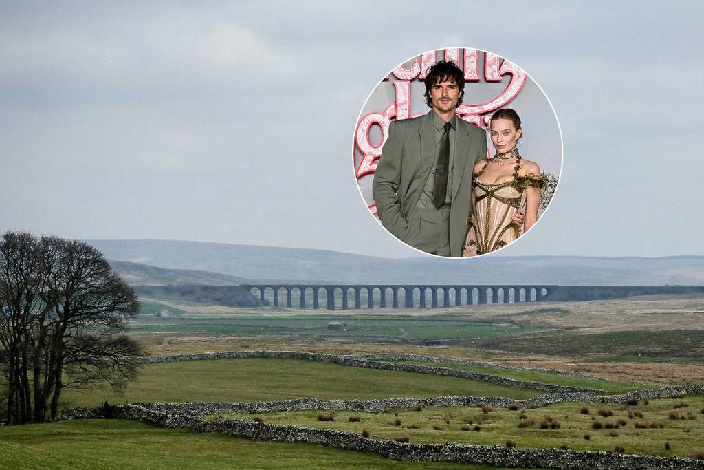 settle yorkshire viaduct wuthering heights train escapes london premiere margot robbie jacob elordi