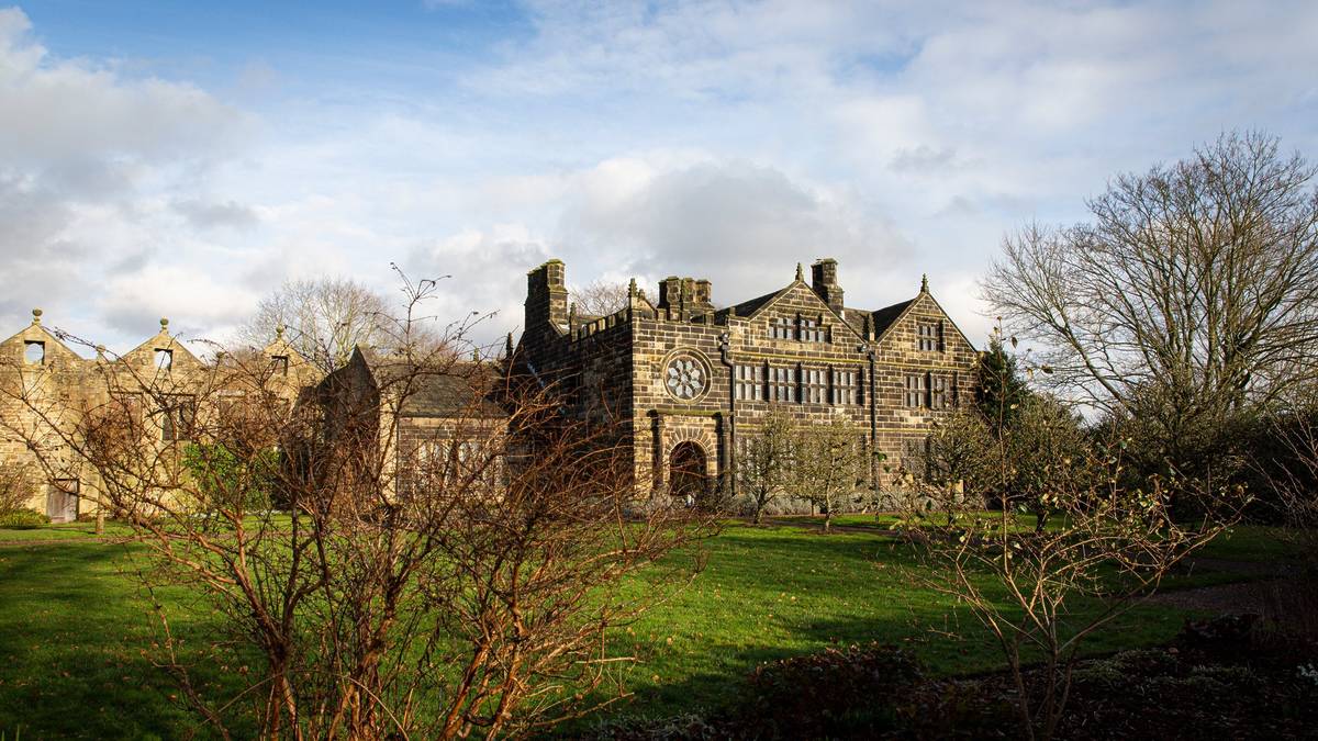 east riddlesden hall keighley wuthering heights