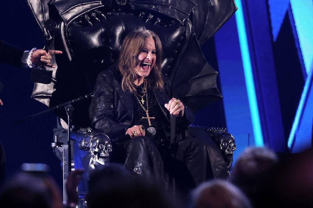 ozzy osbourne on stage brit awards lifetime achievement