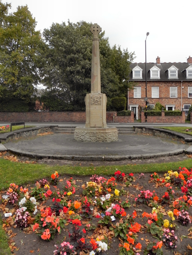 war memorial in hale barns, altrincham, trafford, graeter manchester