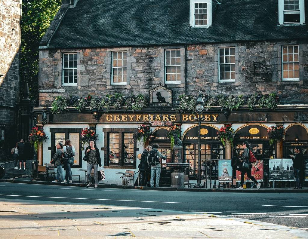 greyfriars bobby pub edinburgh