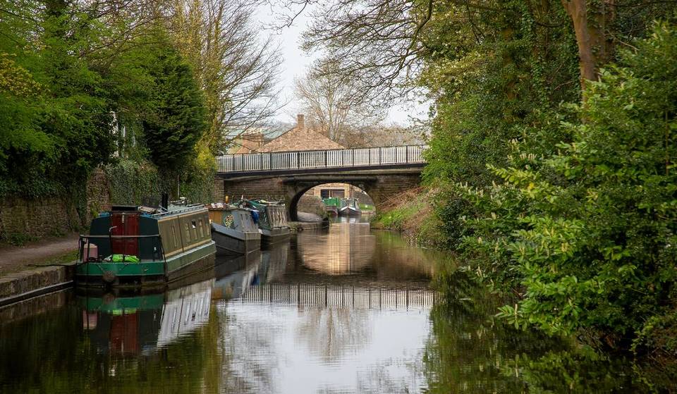 This tiny town 25 minutes from Manchester is home to England’s tallest aqueduct — plus a petting farm & gorgeous riverside spritzes