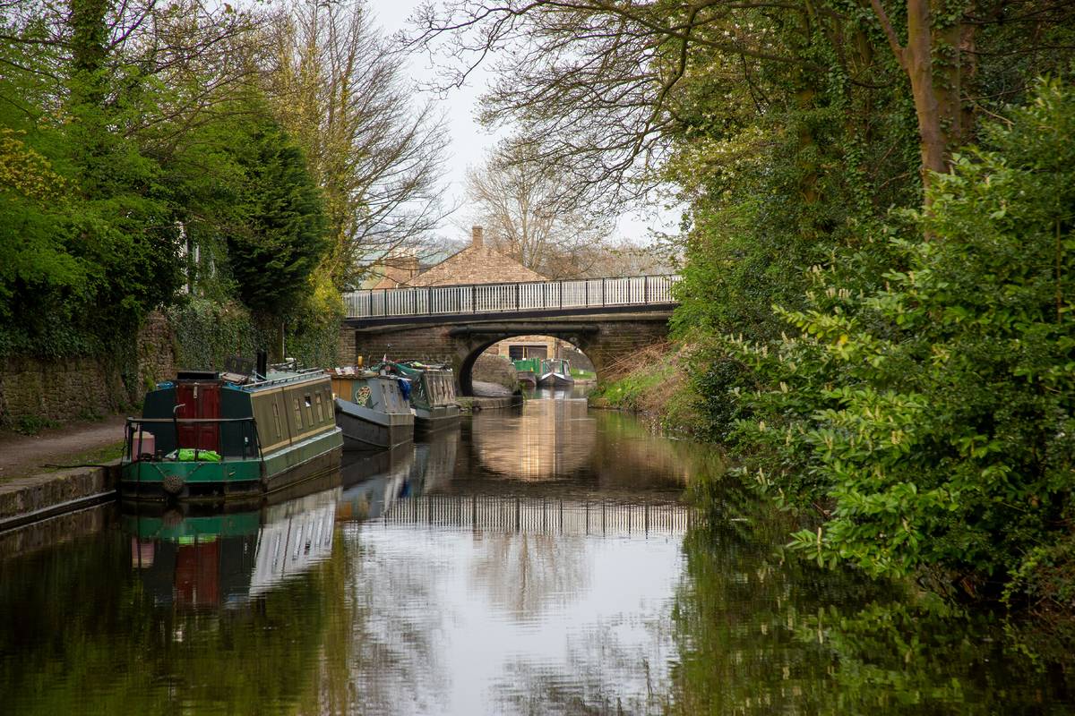 This tiny town 25 minutes from Manchester is home to England’s tallest aqueduct — plus a petting farm & gorgeous riverside spritzes