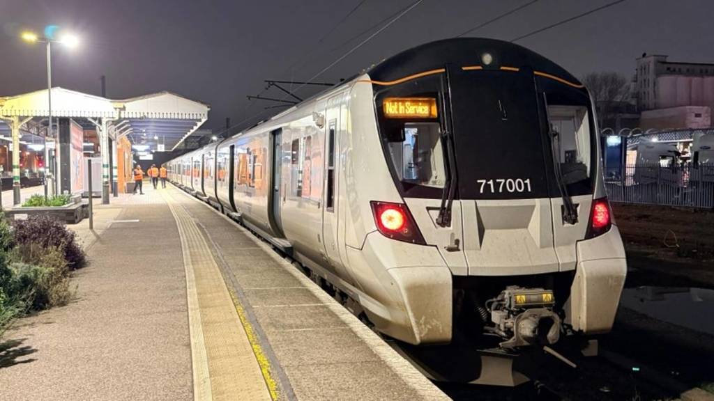 The world’s first quantum navigation technology is becoming a reality for UK railways – what is it and how does it work?