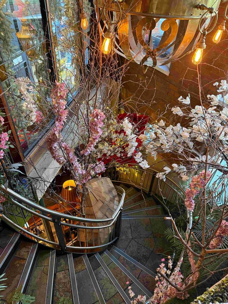 spiral staircase at richmond tea rooms