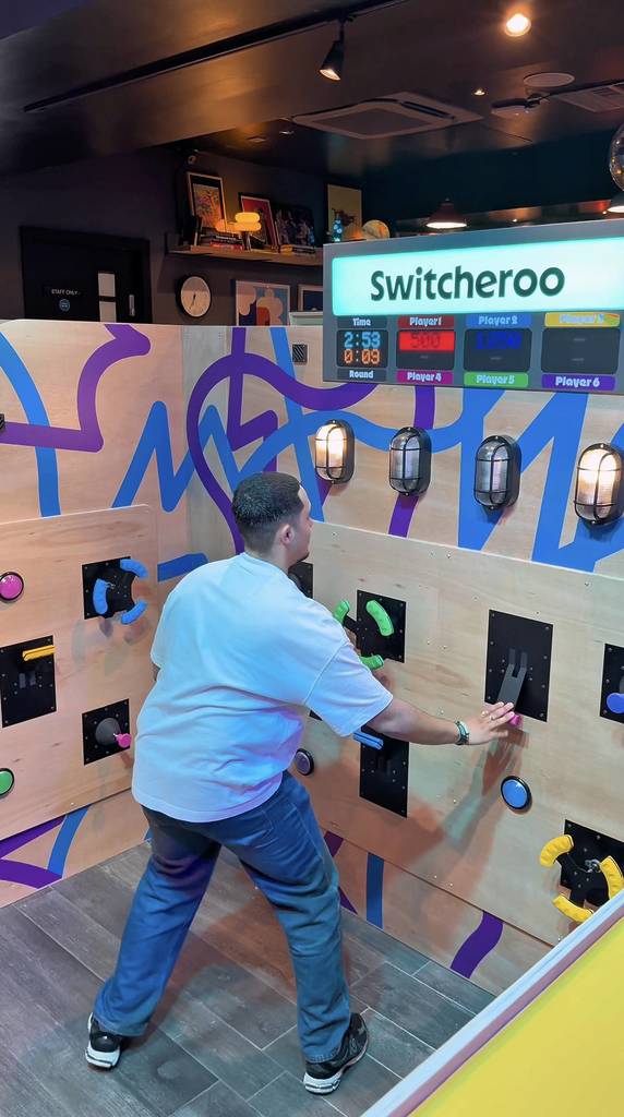 person playing switcheroo game