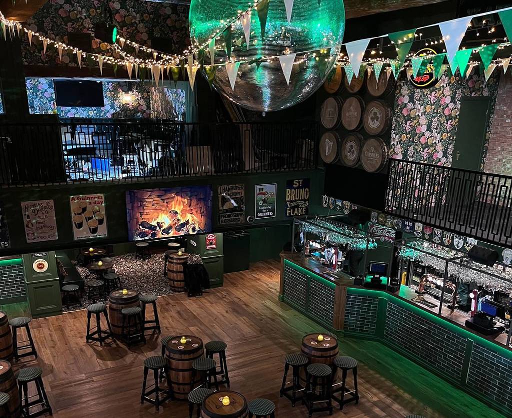 katie o'brien's irish pub manchester floor