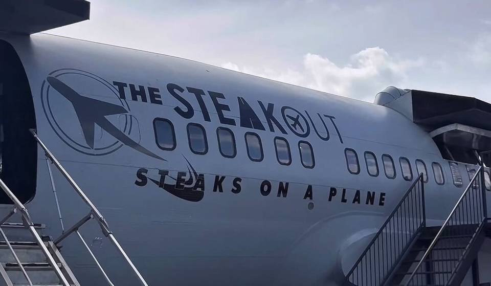 You can dine inside a Boeing 737 aeroplane just 30 minutes from Manchester — featuring loaded steak fries, “cockpit dining” and no passports required