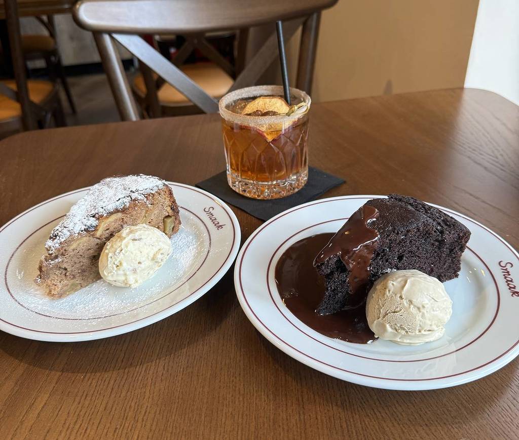 smaak manchester dutch fry house desserts cake