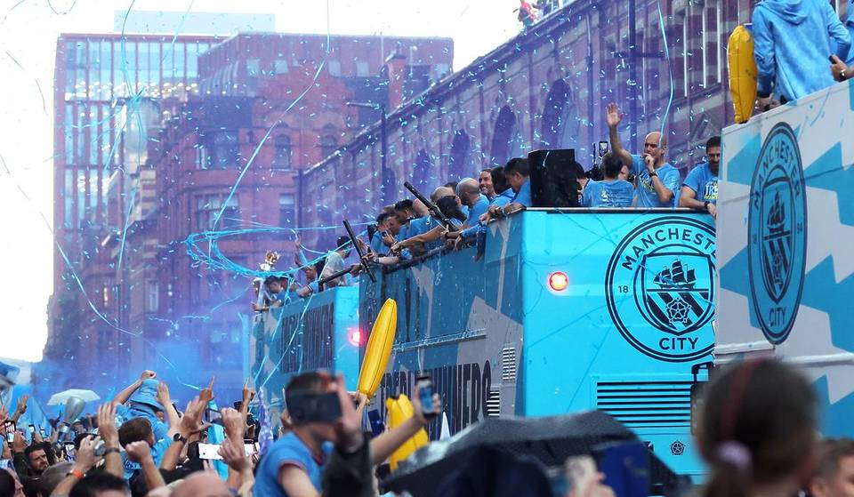 TfGM has issued urgent travel warnings for Greater Manchester as the Manchester City victory parade comes to town – with latest advice on road closures, tram works &amp; the 25-minute walking route