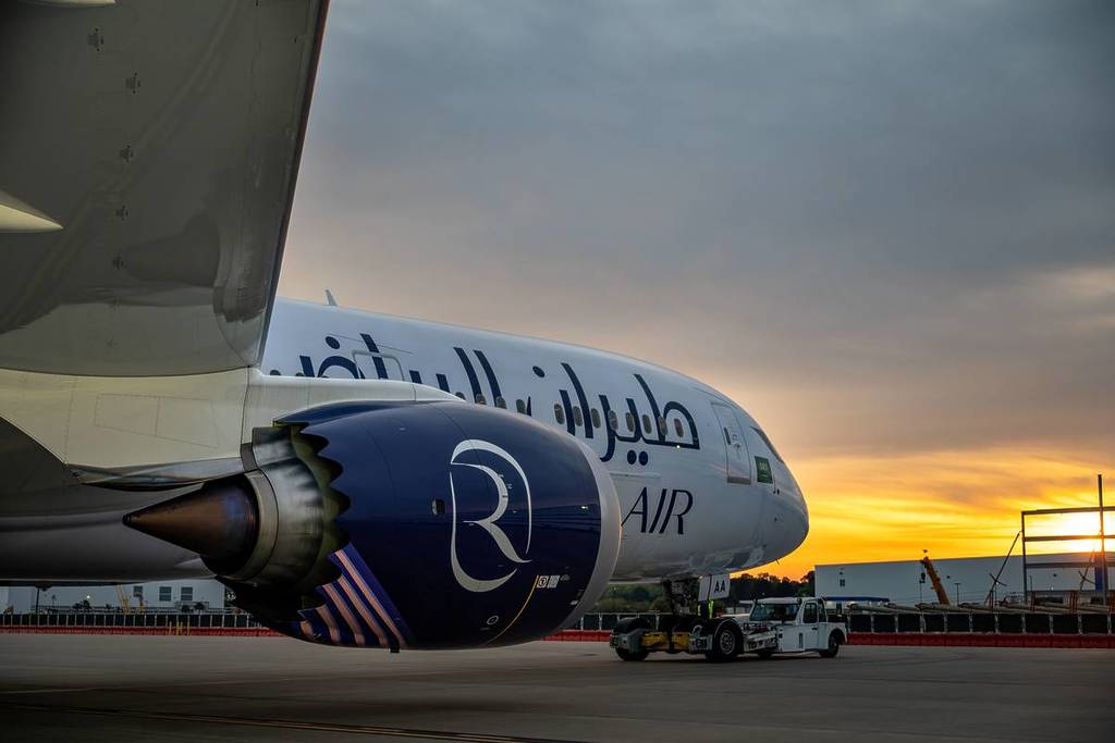 manchester to riyadh saudi arabia new flights