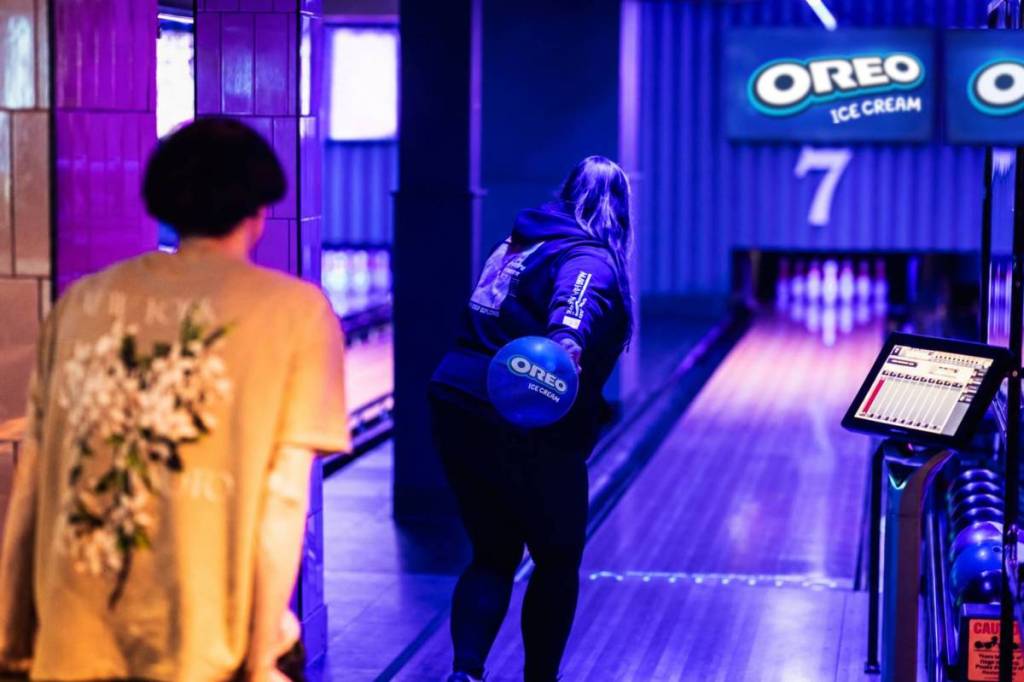 Enter OREO ICE CREAM’s Manchester bowling competition with friends for the chance to win epic prizes