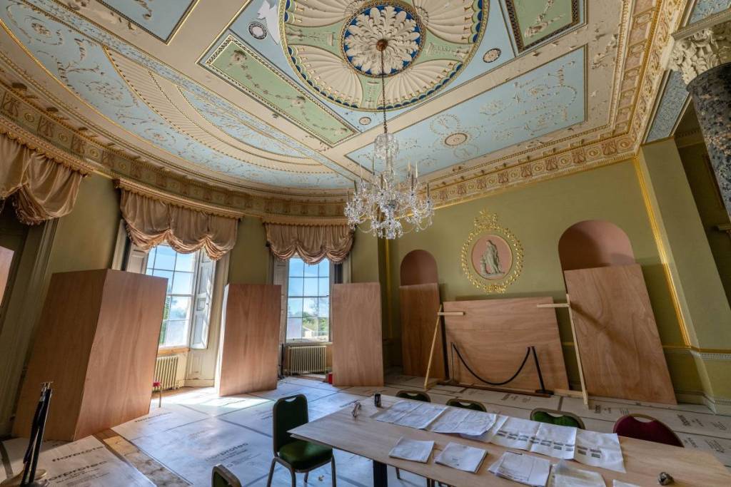 heaton hall reopening chandeliers