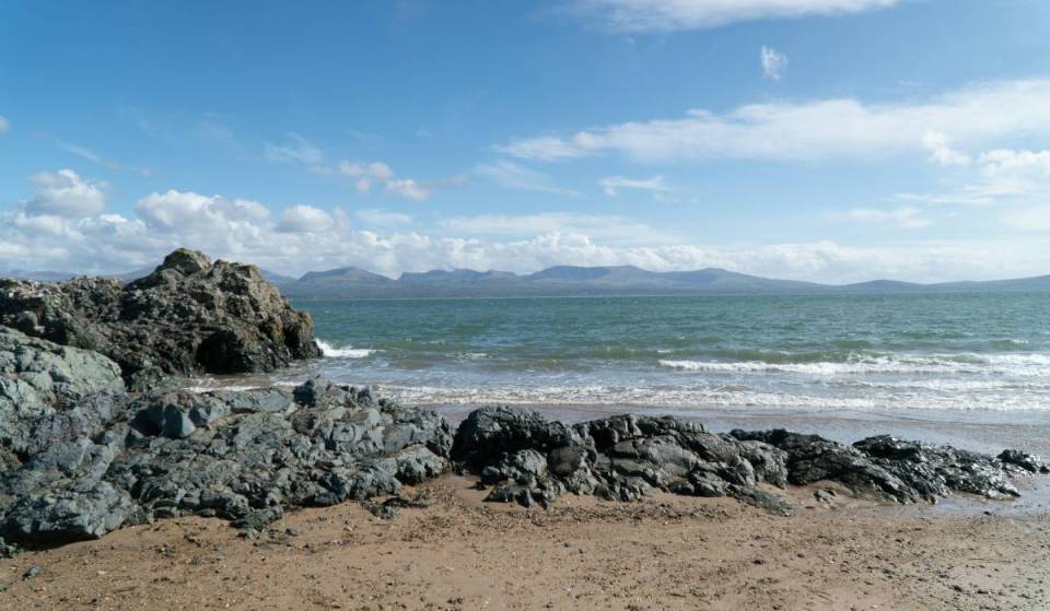 Just a 2-hour drive from Greater Manchester: the beach named one of the UK’s best by The Times boasts a 3-star water quality score, a tidal island and historic lighthouse
