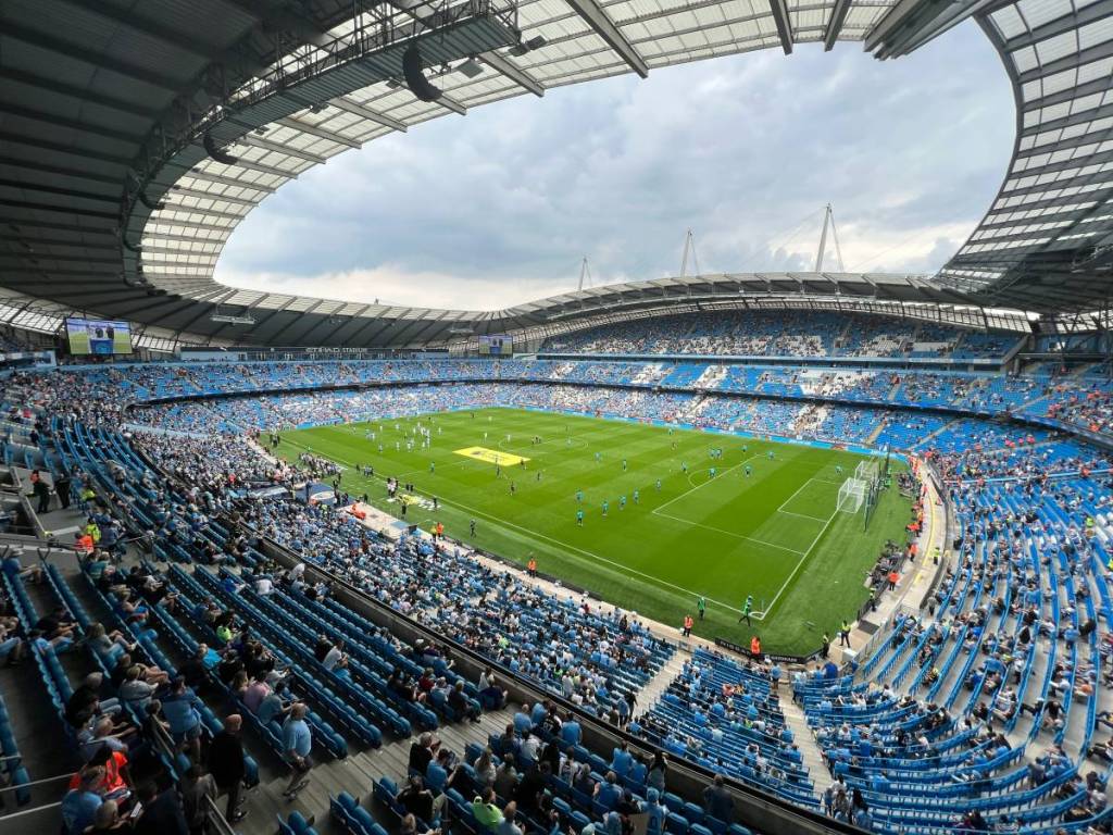 etihad stadium manchester city