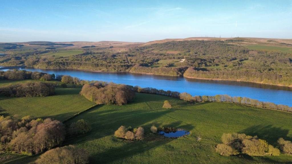 rivington anglezarke reservoir bolton chorley day trip