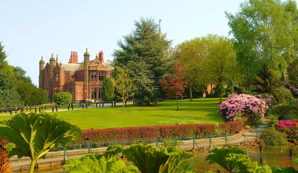 This historic gem under 1 hour from Manchester is the perfect free day out  for all the family this summer – with a children’s zoo, award-winning formal gardens &amp; alpaca-walking sessions