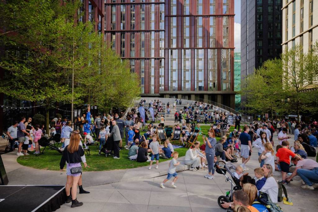 circle square in manchester