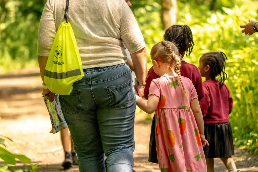 bee network children free bus travel