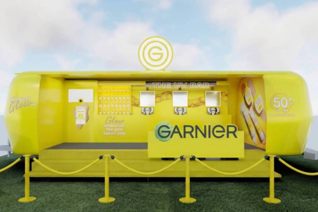 Protect your skin, find secret aesthetic spots, and get FREE full-sized skincare products at the Garnier Glow Tour in Manchester