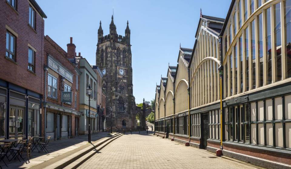 One of only three surviving Jacobean staircases in the country is tucked inside a 15th century townhouse in Stockport – here’s how you can explore this historic labyrinth for just £6, plus under 16s go free