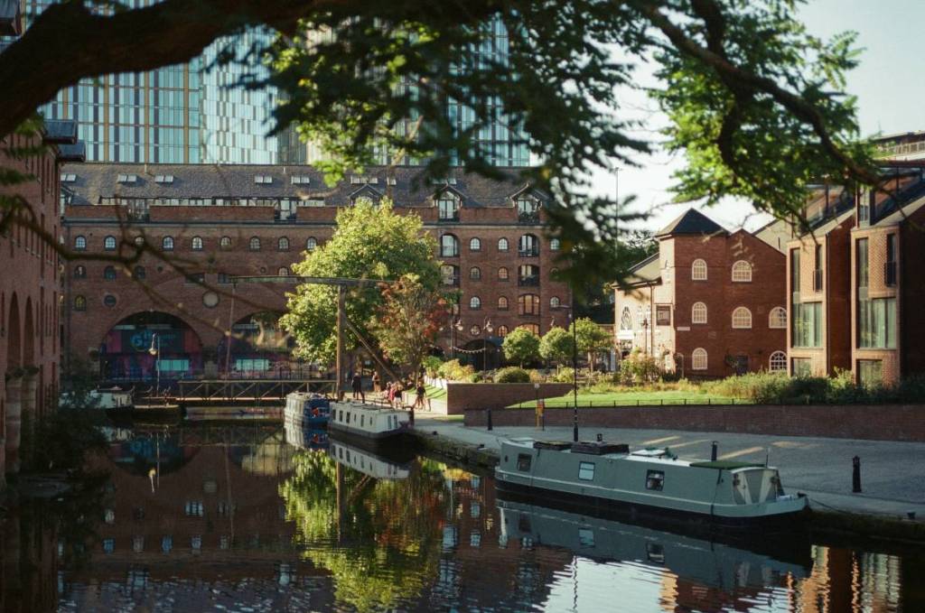 castlefield basin warehouses