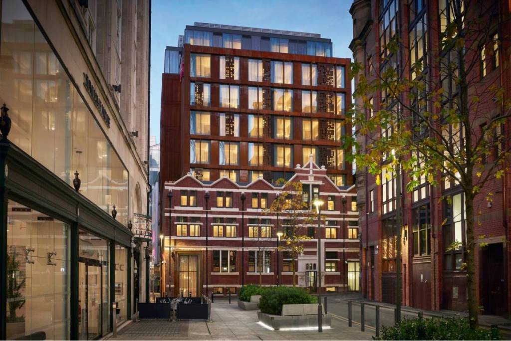 moxy hotel manchester