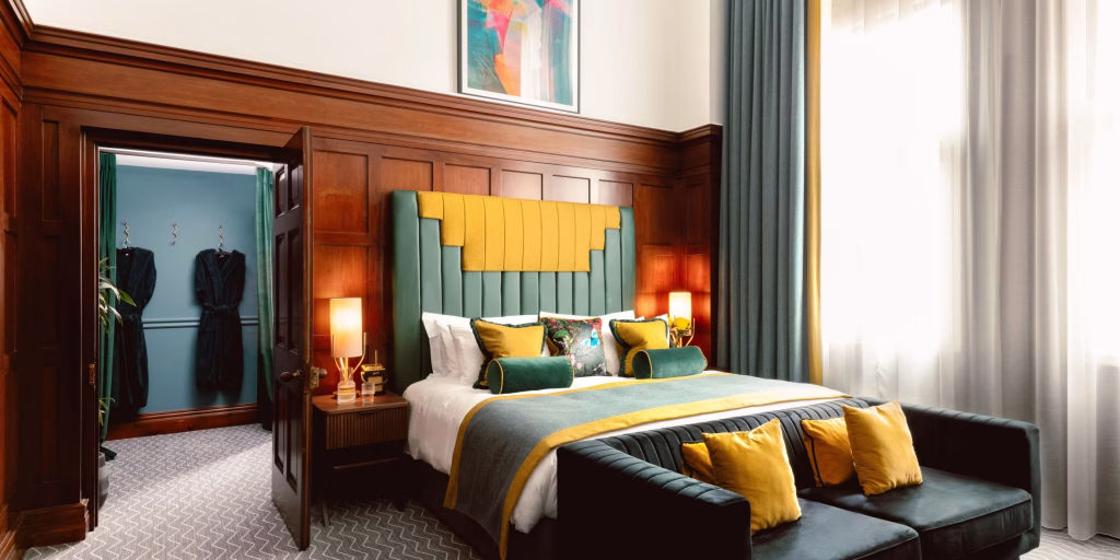 kimpton clocktower