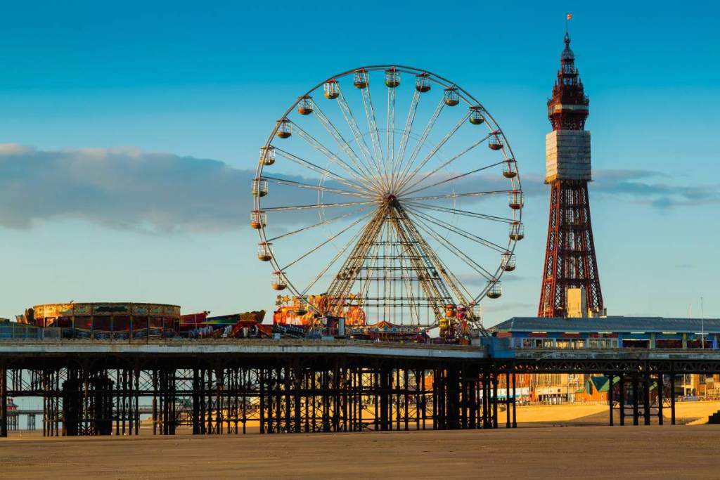 Less than 90 minutes from Manchester, this famous seaside attraction is set to host what could become the biggest eclipse gathering in the North West – giving away 1,000 free eclipse glasses