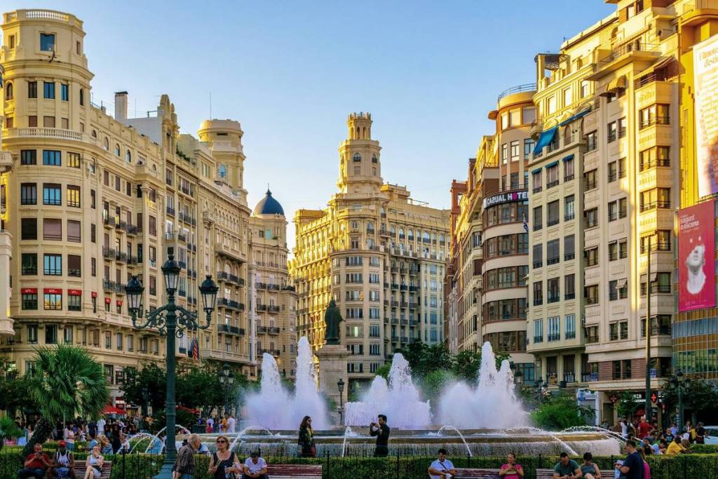 valencia spain fountain