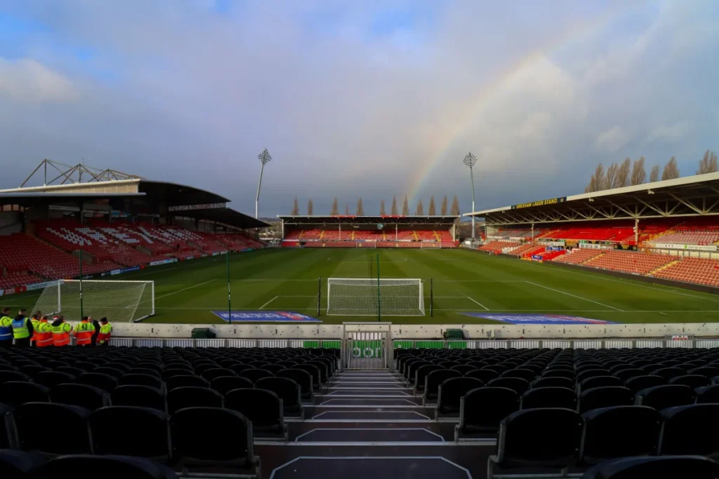 wrexham afc racecourse ground