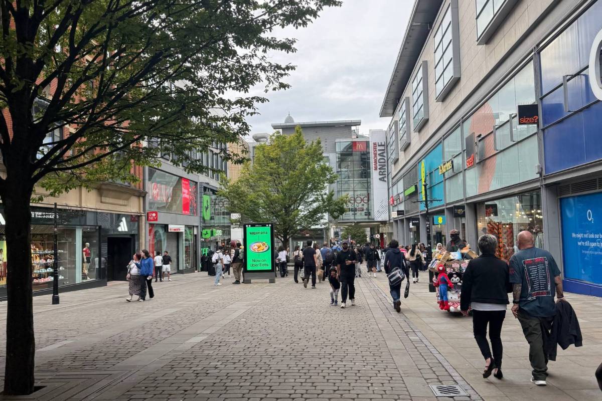 A petition has been launched calling for Manchester City Council to tackle “sensory overload”, noise, and overcrowding across Market Street and Piccadilly Gardens