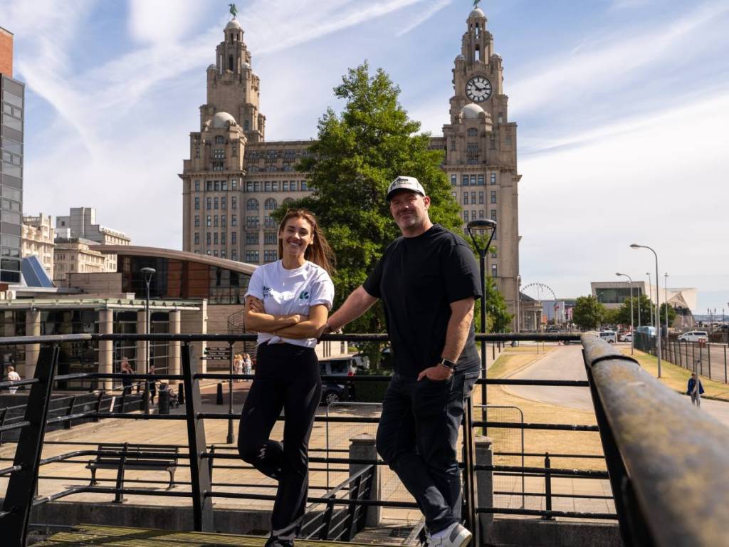liverpool waters padel courts floating