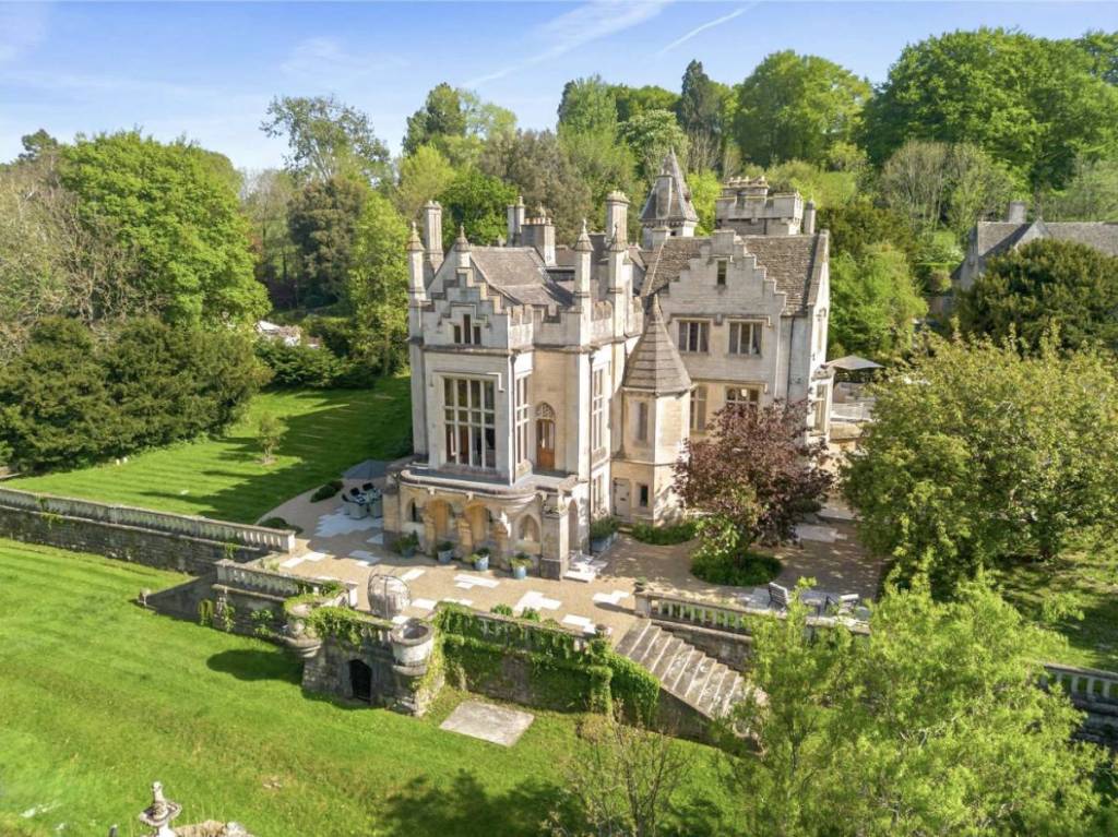liam gallagher house for sale cotswolds